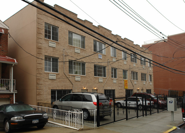 658-664 232nd St in Bronx, NY - Building Photo - Building Photo