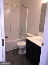 215 Woodside Ave in Hanover, PA - Building Photo - Building Photo
