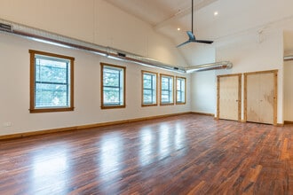 4611 S Ellis Ave in Chicago, IL - Foto de edificio - Interior Photo