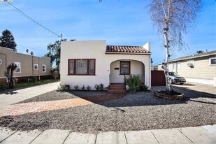 60 Maitland Dr in Alameda, CA - Building Photo
