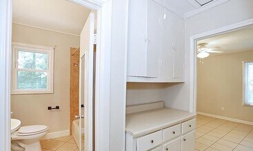 5330 Athena Dr in Savannah, GA - Foto de edificio - Building Photo