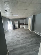 330 Potomac Ave, Unit 321 in Buffalo, NY - Foto de edificio - Building Photo