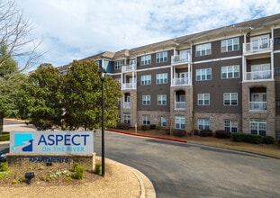 Aspect on the River in Canton, GA - Foto de edificio - Building Photo