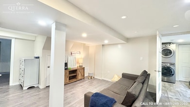 600 Bradley Dr in Whitby, ON - Building Photo - Building Photo