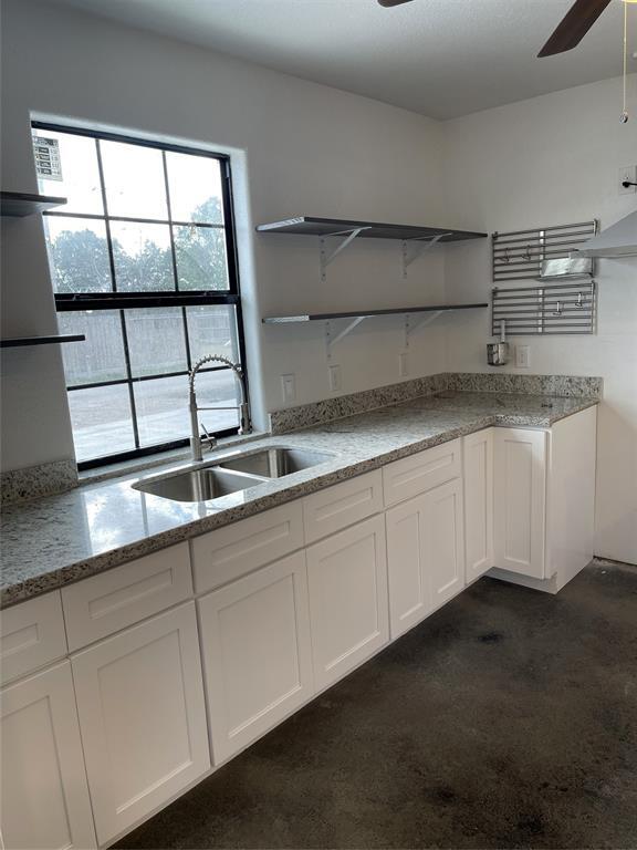 410 Sugar Haven-Unit -B in Kendleton, TX - Building Photo - Building Photo