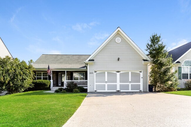 property at 223 Overlook Ct