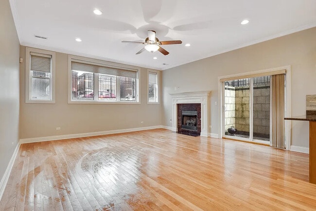 6229 N Richmond St in Chicago, IL - Building Photo - Building Photo