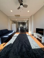 1825 W 17th St, Unit Furnished 2 BR Apt Apartments