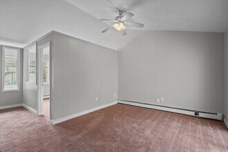 18 Mason Ct in Amesbury, MA - Building Photo - Building Photo