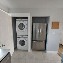 3209 Turnagain St, Unit 4 in Anchorage, AK - Foto de edificio - Building Photo