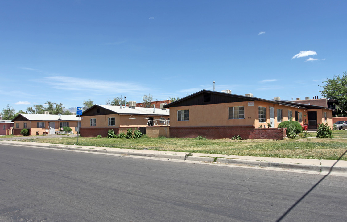 436-444 Alcazar St SE in Albuquerque, NM - Building Photo