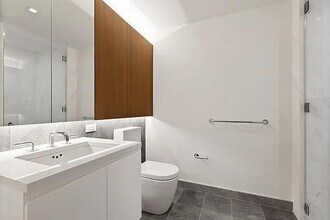196 Orchard St in New York, NY - Building Photo - Building Photo