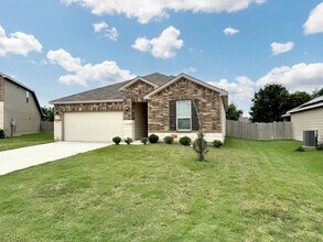 2858 Ridge Berry Rd in New Braunfels, TX - Building Photo - Building Photo