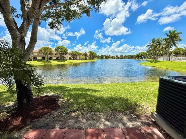 8380 SW 25th Ct in Miramar, FL - Foto de edificio - Building Photo