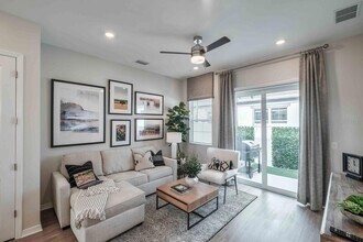 3842 Shayelily Rd in Kissimmee, FL - Building Photo - Building Photo