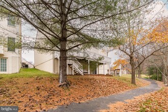 423 Winter Walk Dr in Gaithersburg, MD - Building Photo - Building Photo