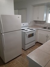 5015-5021 Shasta Way in Klamath Falls, OR - Building Photo - Building Photo