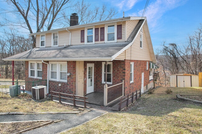 property at 36 Hawthorne Ave