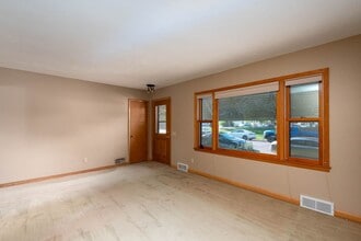 508 Malin St in Mankato, MN - Building Photo - Building Photo