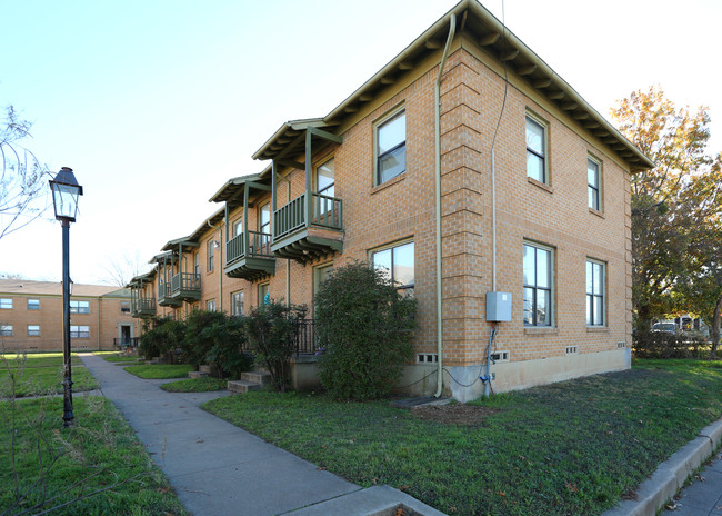 Courtyard on Main