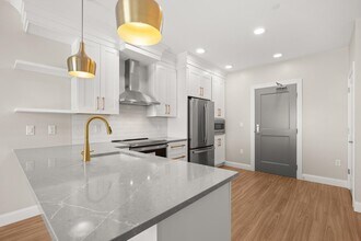 99 Foundry Pl in Portsmouth, NH - Foto de edificio - Building Photo