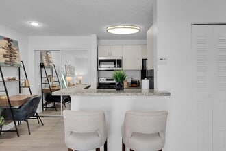 Arrive Key West in Key West, FL - Foto de edificio - Building Photo