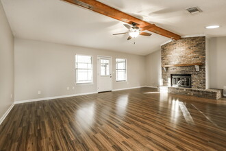 5430 Otters Run Ln in Jacksonville, FL - Building Photo - Building Photo