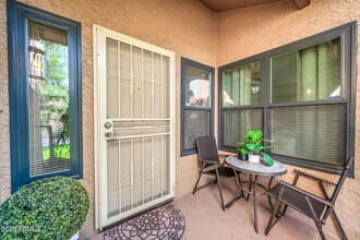 8787 E Mountain View Rd in Scottsdale, AZ - Building Photo - Building Photo