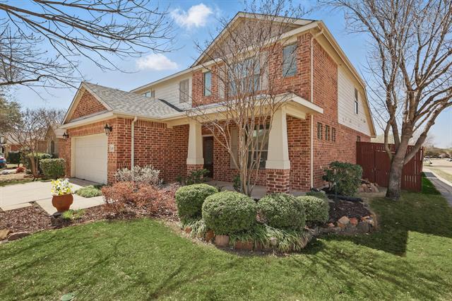 property at 400 Crossbill Ln