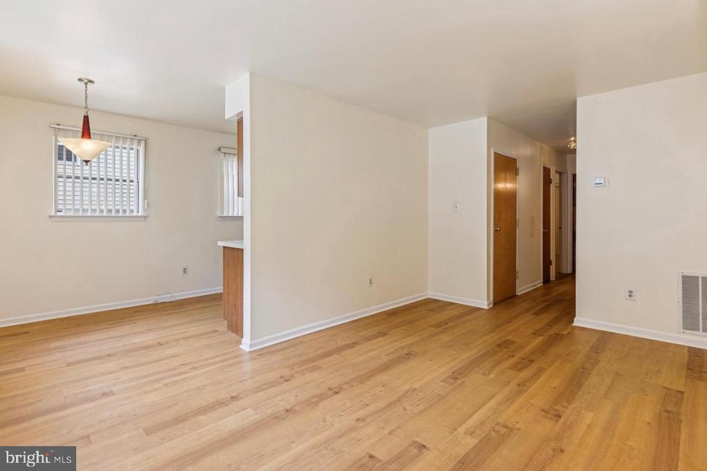 223 Parker Ave in Philadelphia, PA - Building Photo