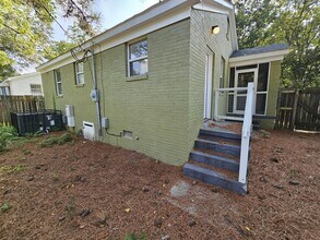 802 S Kilbourne Rd in Columbia, SC - Building Photo - Building Photo