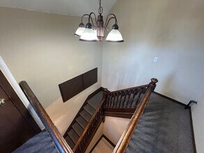2211 W Broadway Ave in Spokane, WA - Building Photo - Building Photo