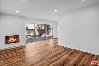 3670 Greenfield Ave in Los Angeles, CA - Building Photo - Building Photo