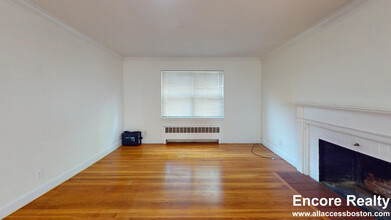 115 Withington Rd, Unit #3 in Newton, MA - Building Photo - Building Photo