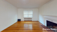 115 Withington Rd, Unit #3 in Newton, MA - Foto de edificio - Building Photo