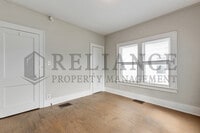 838 S Main St photo'