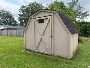 1615 Kirkwood Dr in Murray, KY - Building Photo - Building Photo