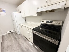 140 Park Ave E in Chatham, ON - Building Photo - Building Photo