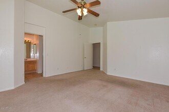 7472 W Potter Dr in Glendale, AZ - Building Photo - Building Photo