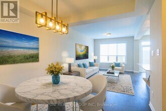 335 Aphelion Cres in Ottawa, ON - Building Photo - Building Photo