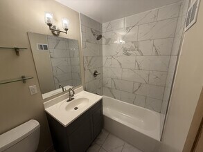 1553 N 116th St in Wauwatosa, WI - Building Photo - Building Photo
