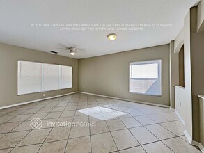 4819 70th St E in Palmetto, FL - Building Photo - Building Photo