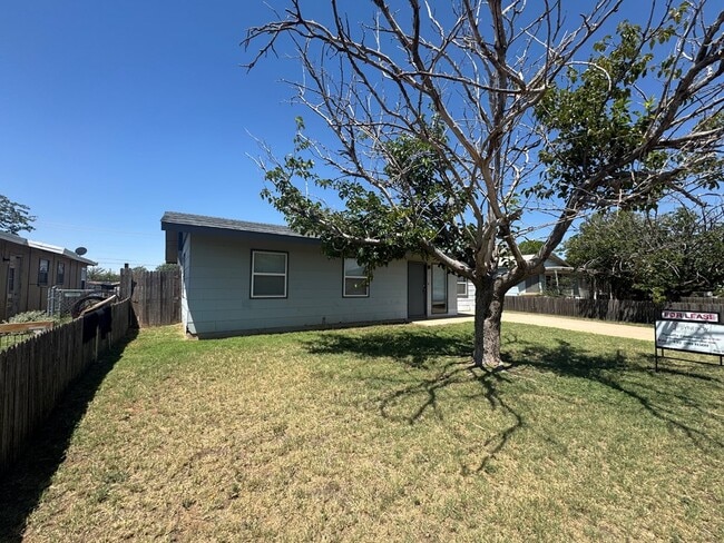 3107 Merrill Ave in Odessa, TX - Building Photo - Building Photo