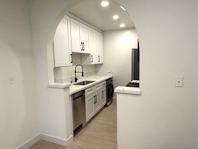 3317 Keystone Av in Los Angeles, CA - Building Photo - Building Photo