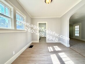 407 W Branning Ave in Fort Wayne, IN - Building Photo - Building Photo