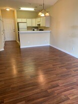 484 River Oaks Dr in Myrtle Beach, SC - Building Photo