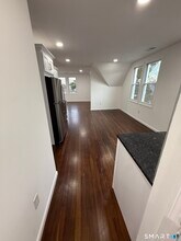 10 Cross St in Hamden, CT - Building Photo - Building Photo