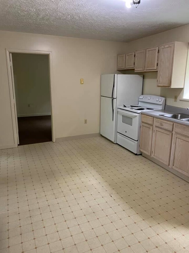 62 Depot St, Unit 4 in Frostburg, MD - Building Photo - Building Photo