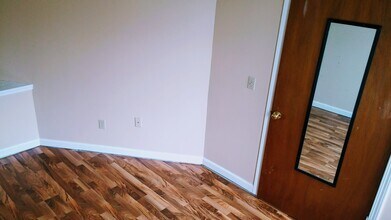 321 N Michigan Ave, Unit 2 in Big Rapids, MI - Building Photo - Building Photo