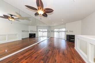 200 Pacific Coast Hwy in Huntington Beach, CA - Building Photo - Building Photo